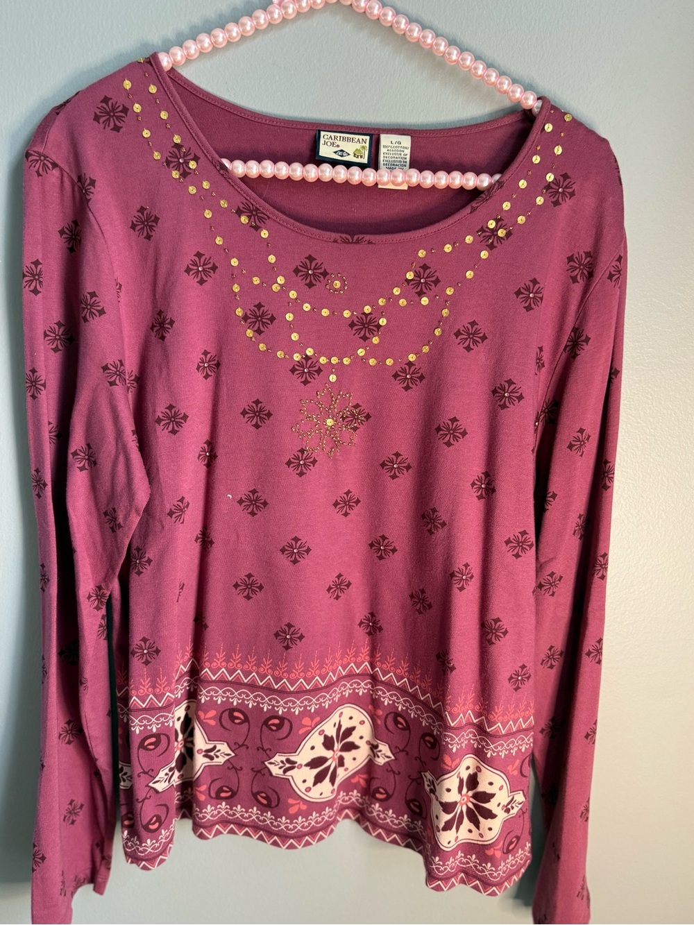 long-sleeve Caribbean Joe top is crafted in a rich mauve-berry hue Size L